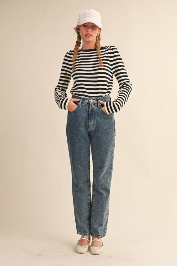 STRIPED BOAT NECK SWEATER
