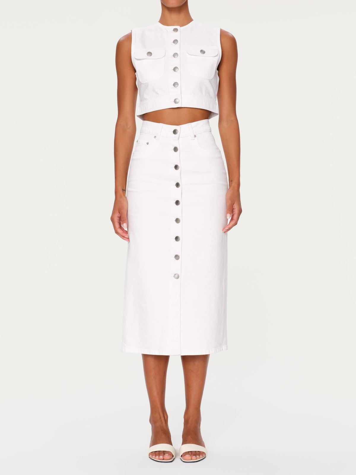 CROPPED VEST
