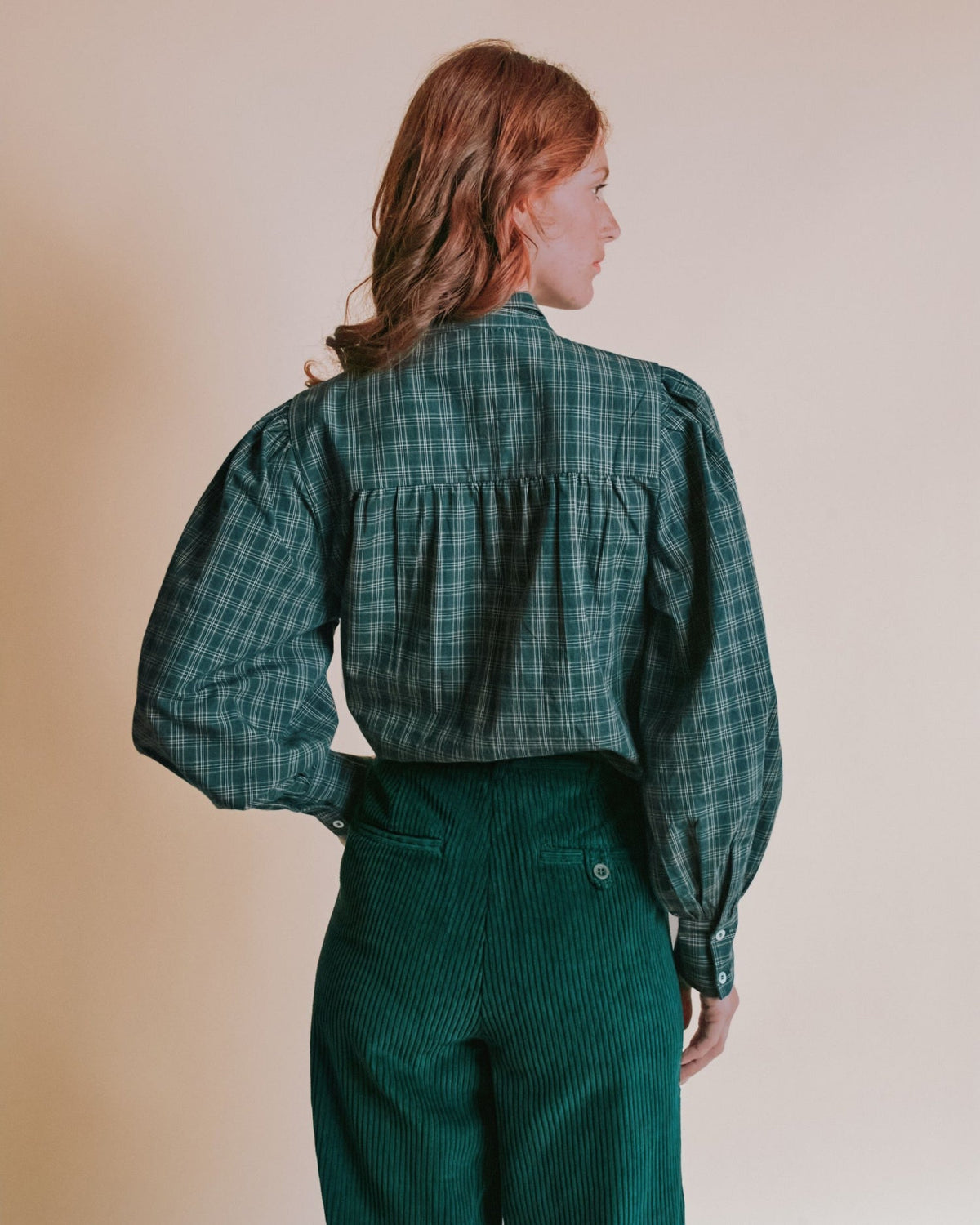 LAVALLIERE BLOUSE