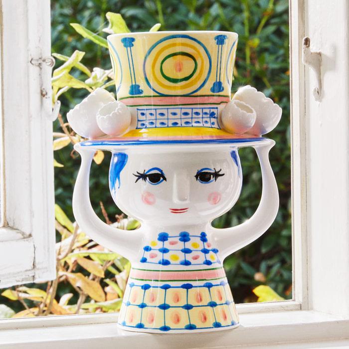 LADY W/HAT VASE BLUE