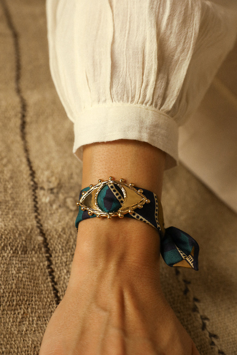 SCARF BRACELET EYE