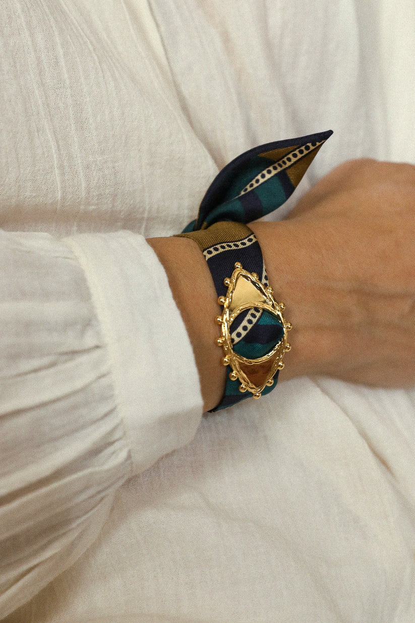 SCARF BRACELET EYE