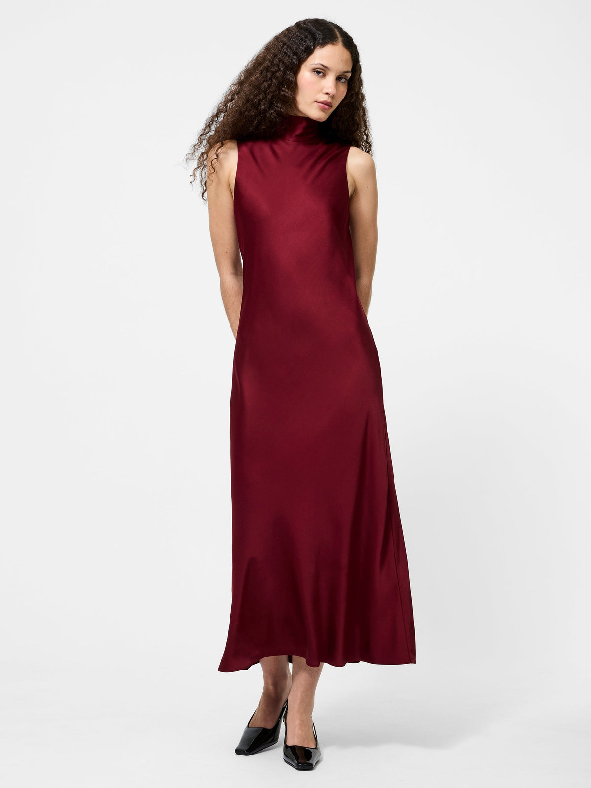 ENNIS SATIN SLEEVELESS BOW MIDI DRESS