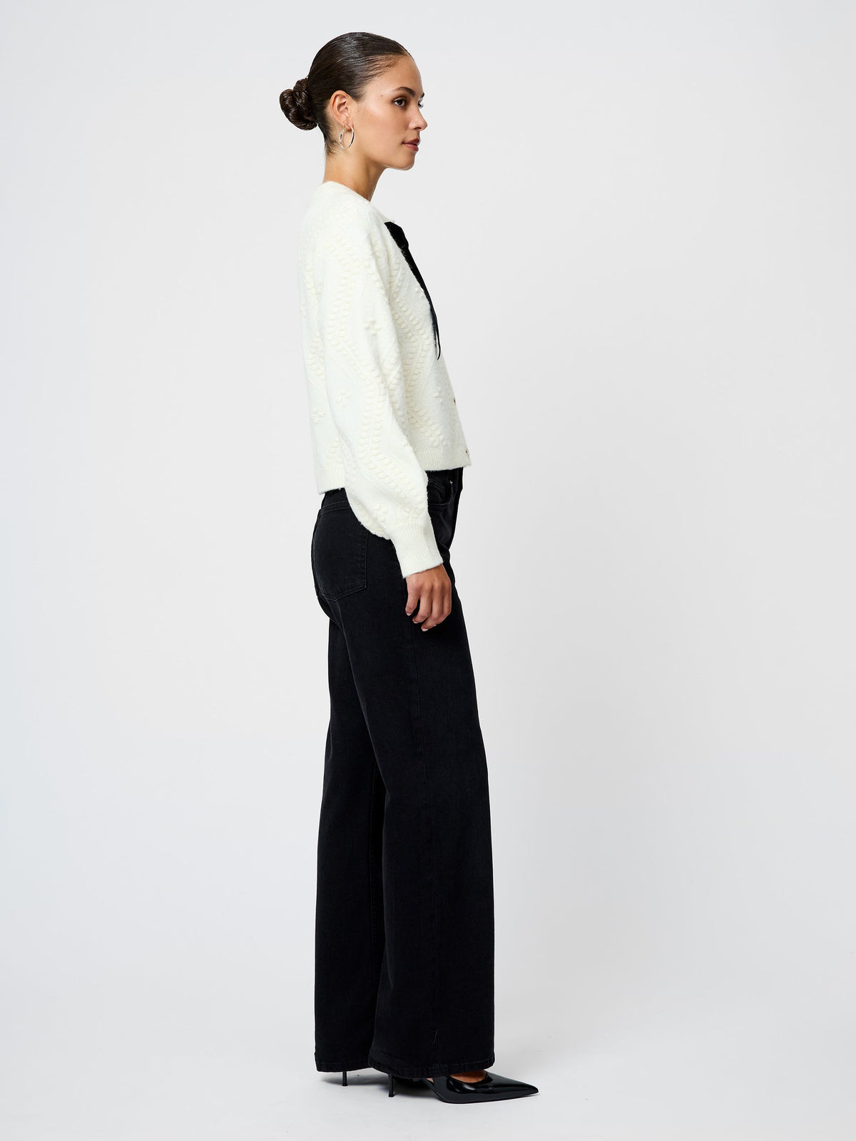 KITTY BOBBLE CONTRAST CARDI