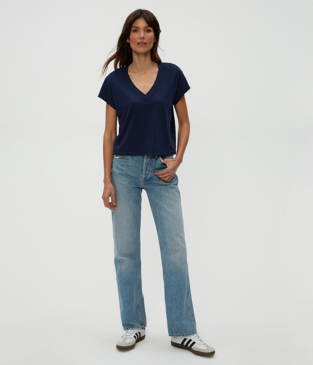 HARLAN CROPPED VNECK TEE