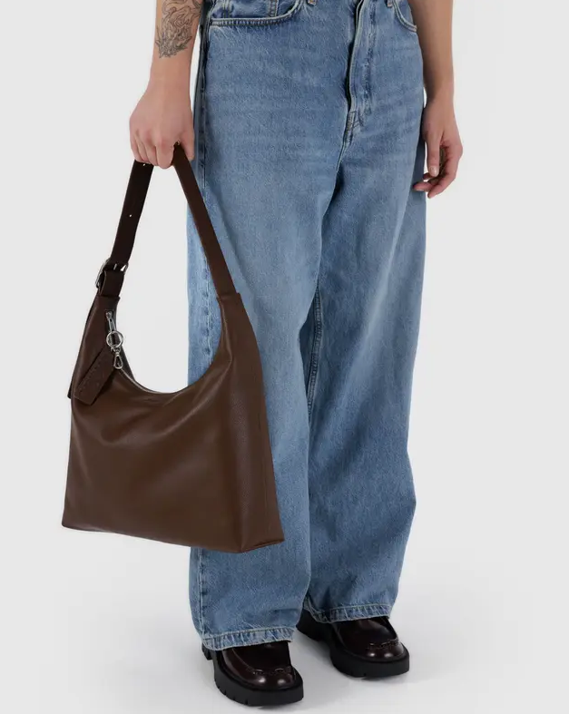 LEATHER SHOULDER BAG