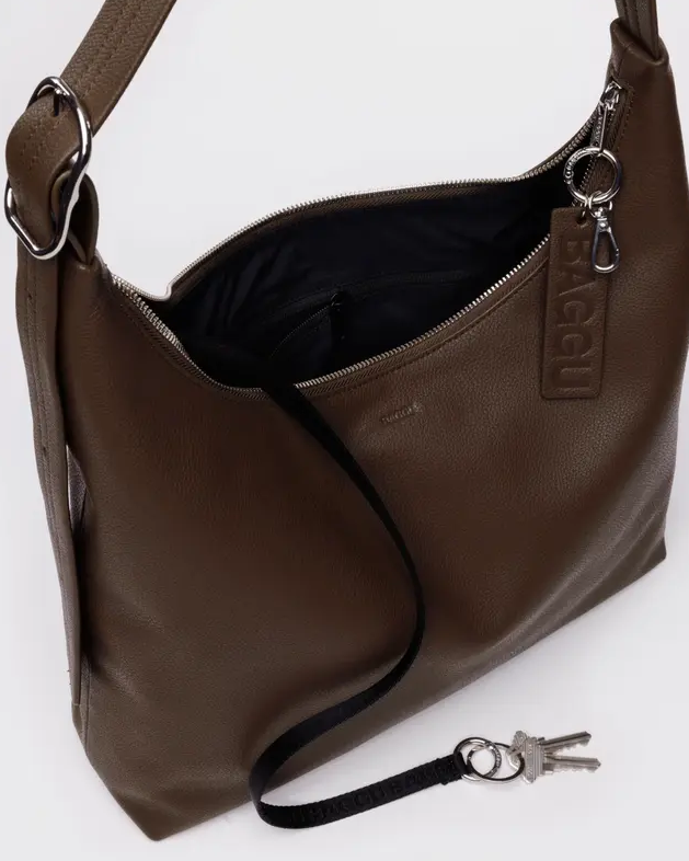 LEATHER SHOULDER BAG