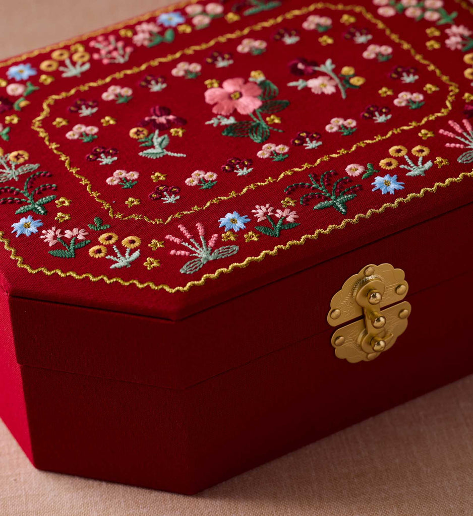 GEMMA EMBROIDERED JEWELRY BOX