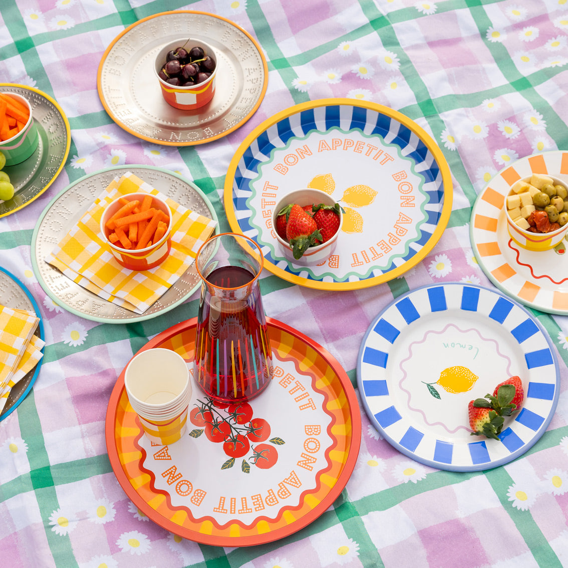 TOMATO TIN TRAY 31CM