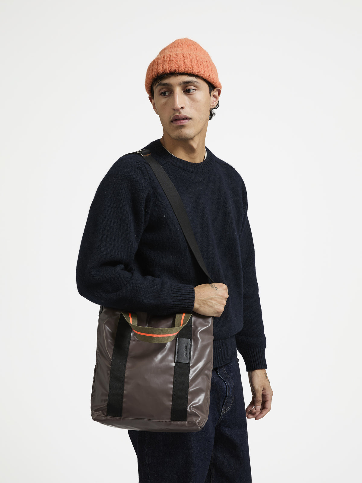 CALVI PETIT ESCAPE TOTE BAG