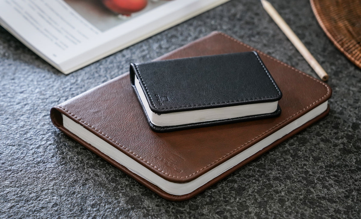 MINI SMART BOOK LIGHT BLACK LEATHER