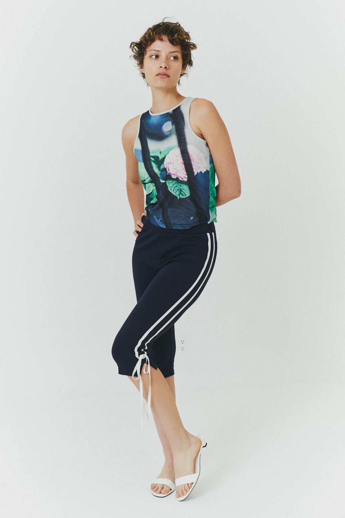 SPORTY BOW CAPRI