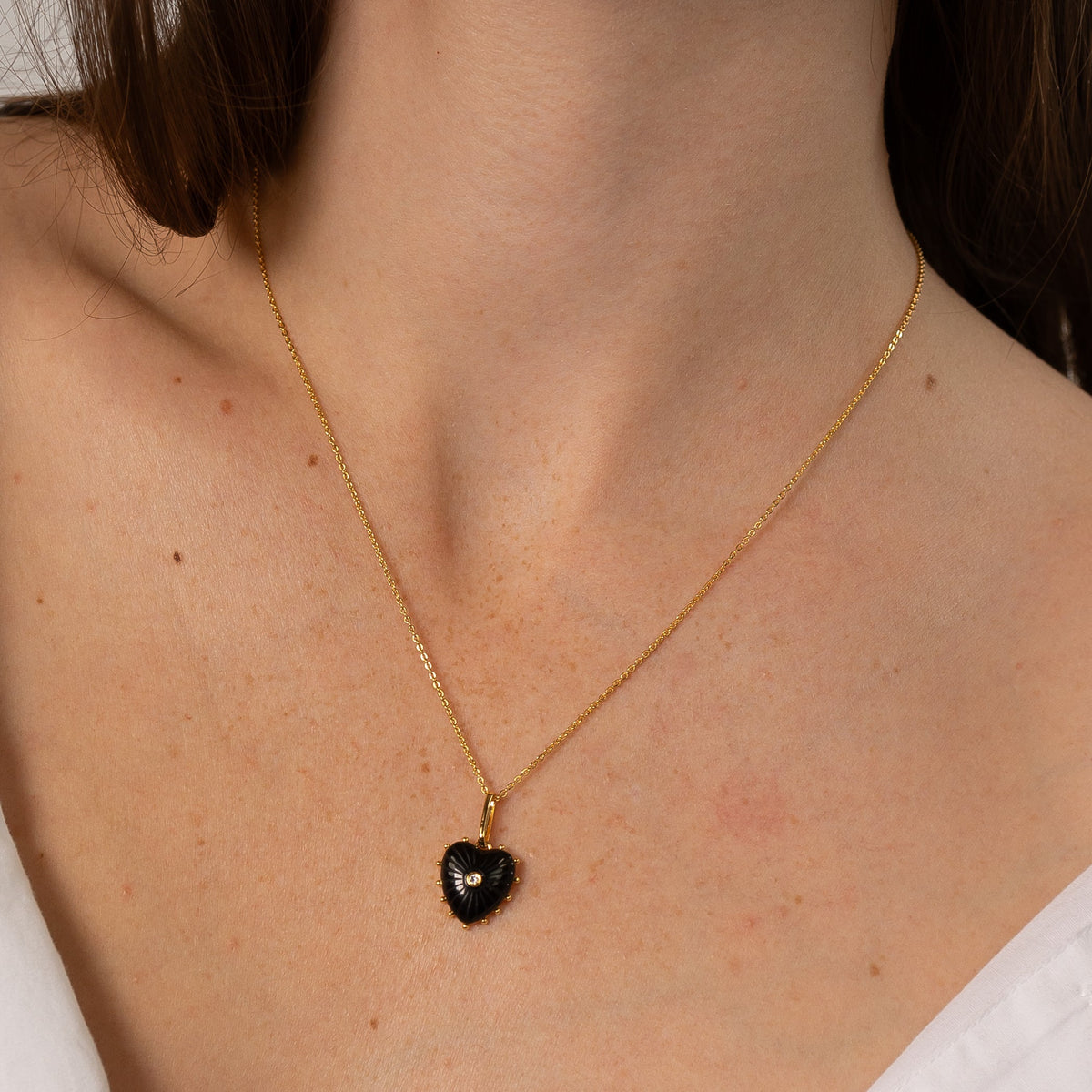 ISABEL ONYX HEART NECKLACE