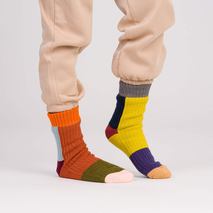 MISMATCH HOUSE SOCKS