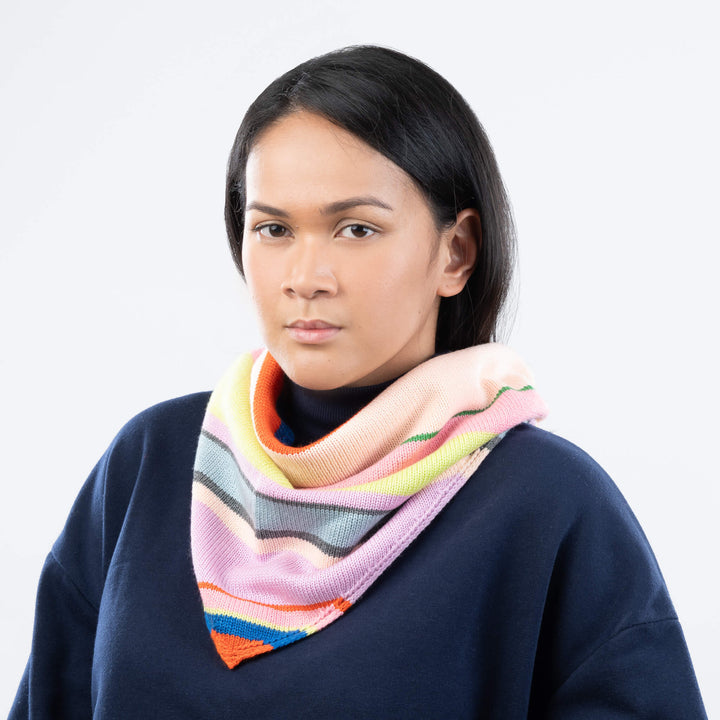MULTI STRIPE TRAINGLE SCARF