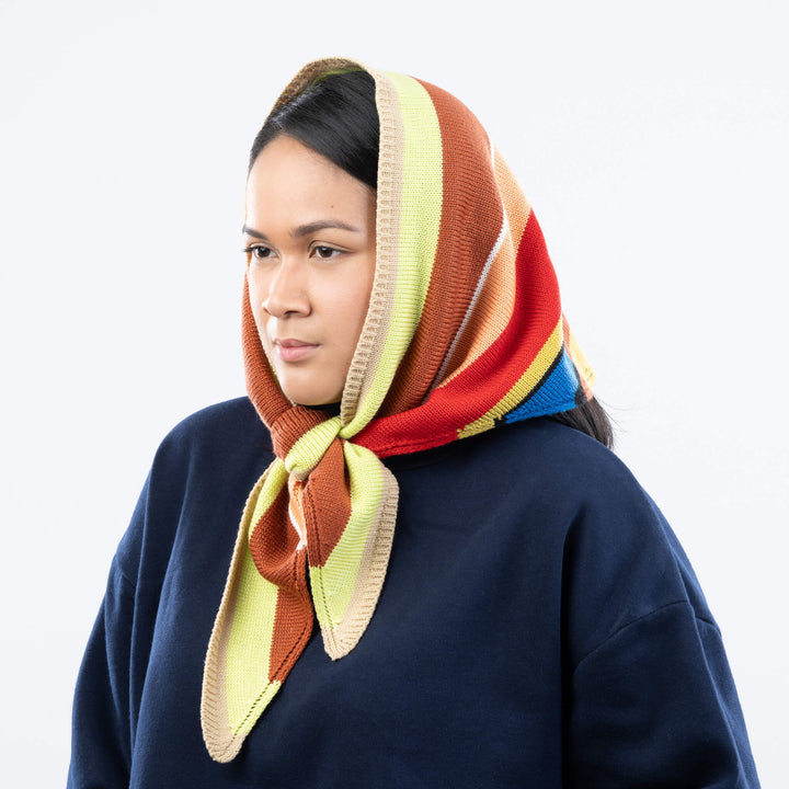 MULTI STRIPE TRAINGLE SCARF