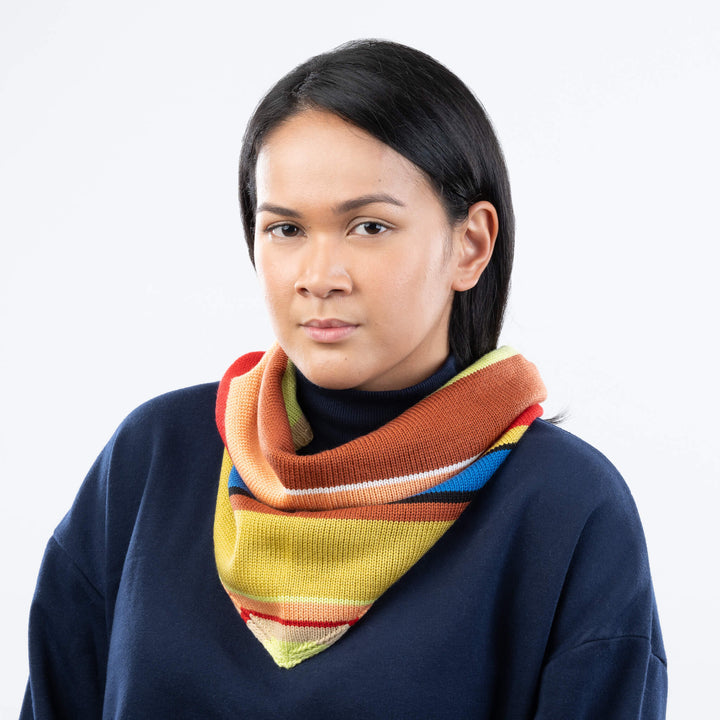 MULTI STRIPE TRAINGLE SCARF