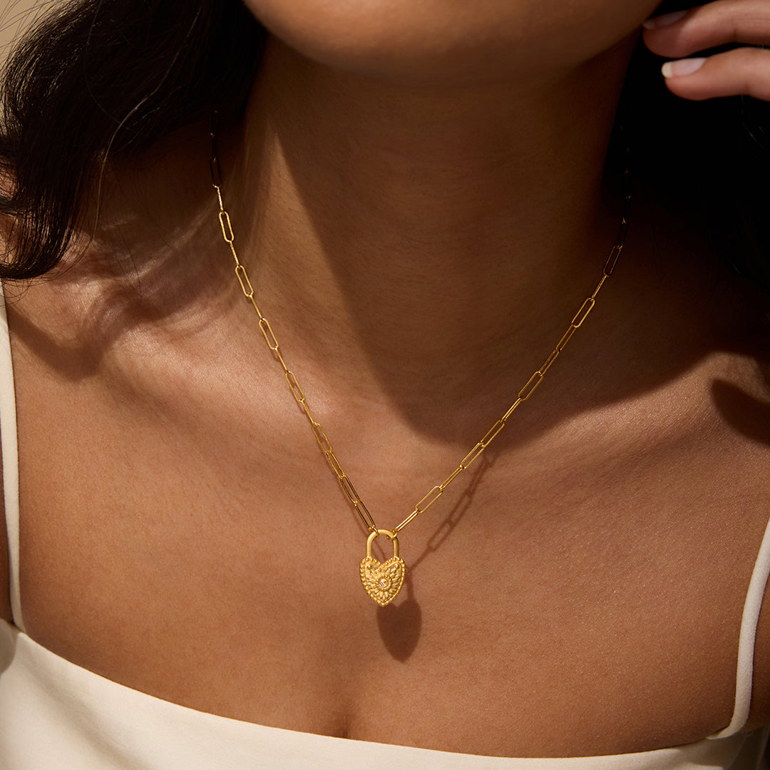 HEART PADLOCK NECKLACE
