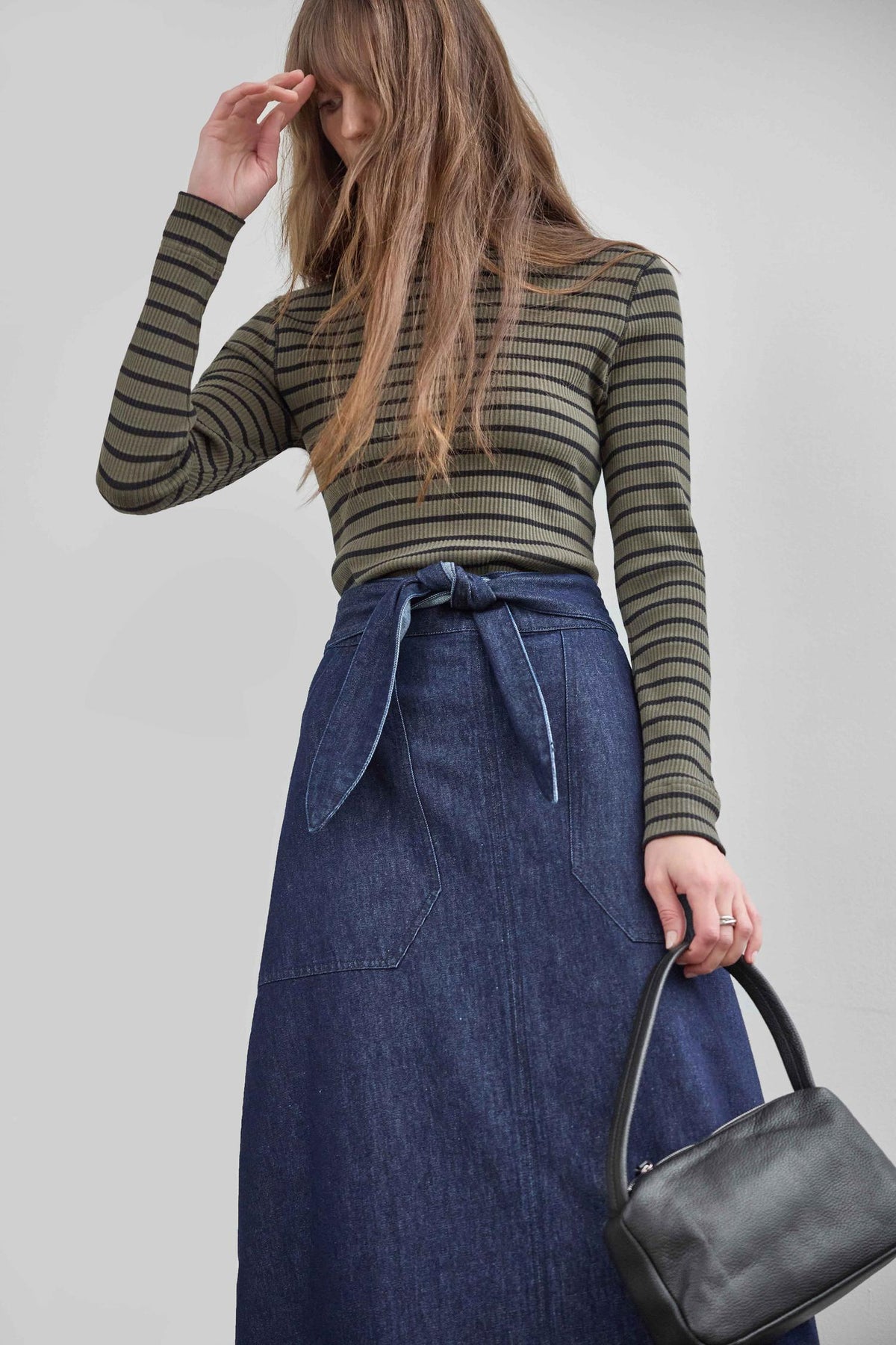 BELTED POCKET FRONT SKIRT