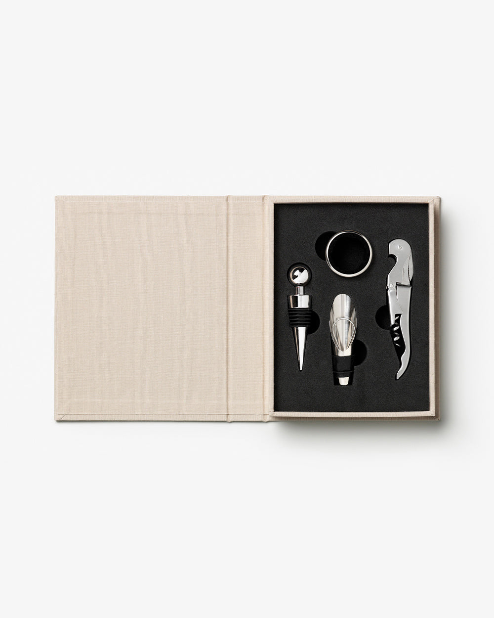 THE ESSENTIALS WINE TOOLS