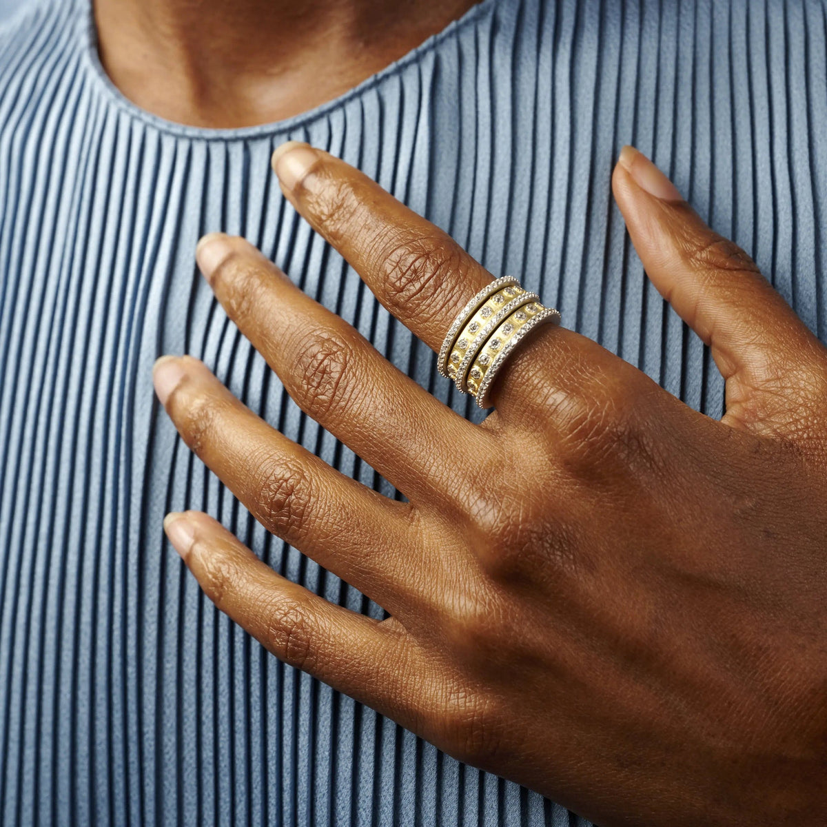 TWO-TONE 5-STACK RINGS