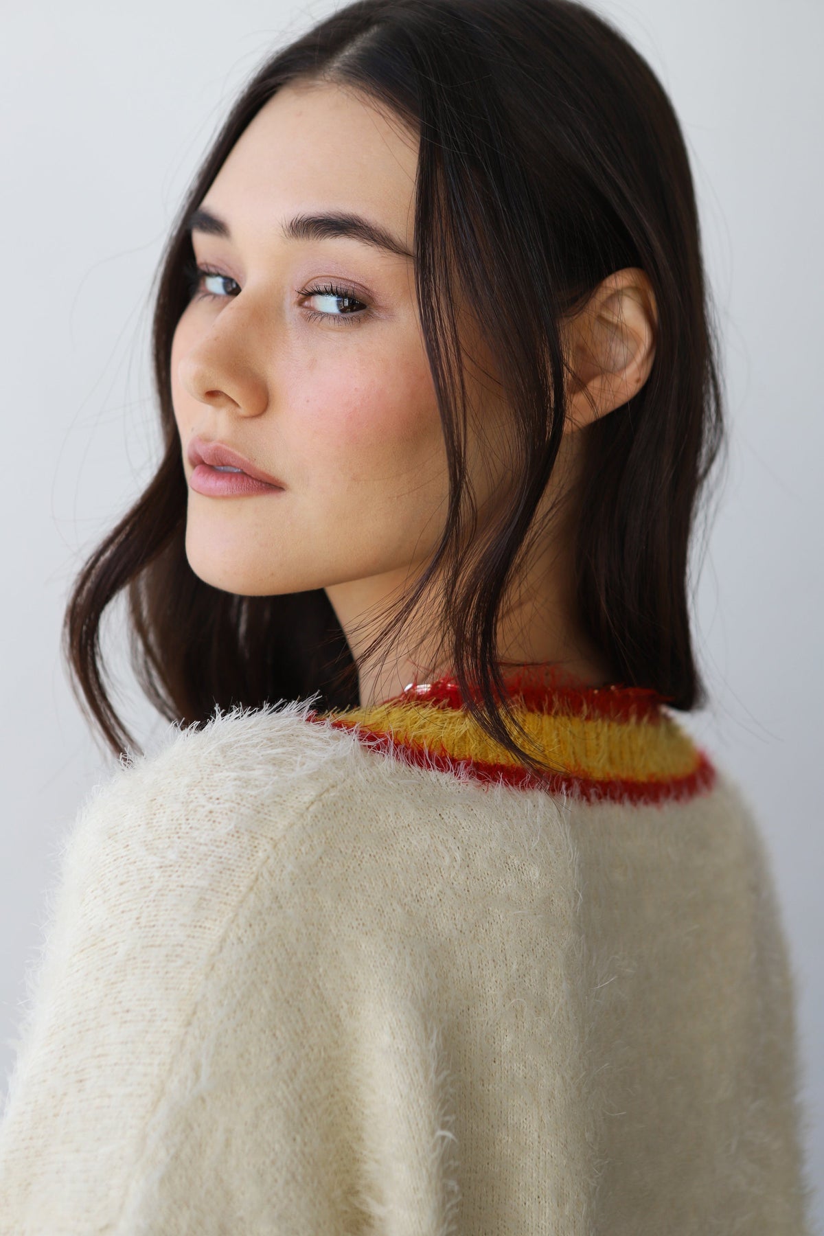 TINA VNECK SWEATER