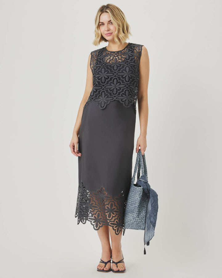 PIA PINWHEEL EYELET TOP
