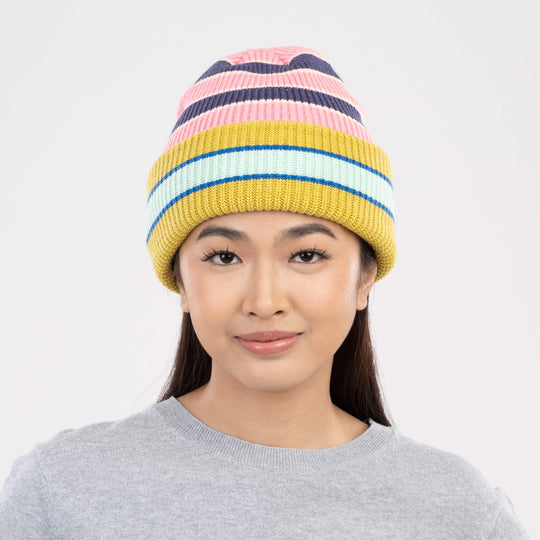 ZIPPER STRIPE PLUSH BEANIE