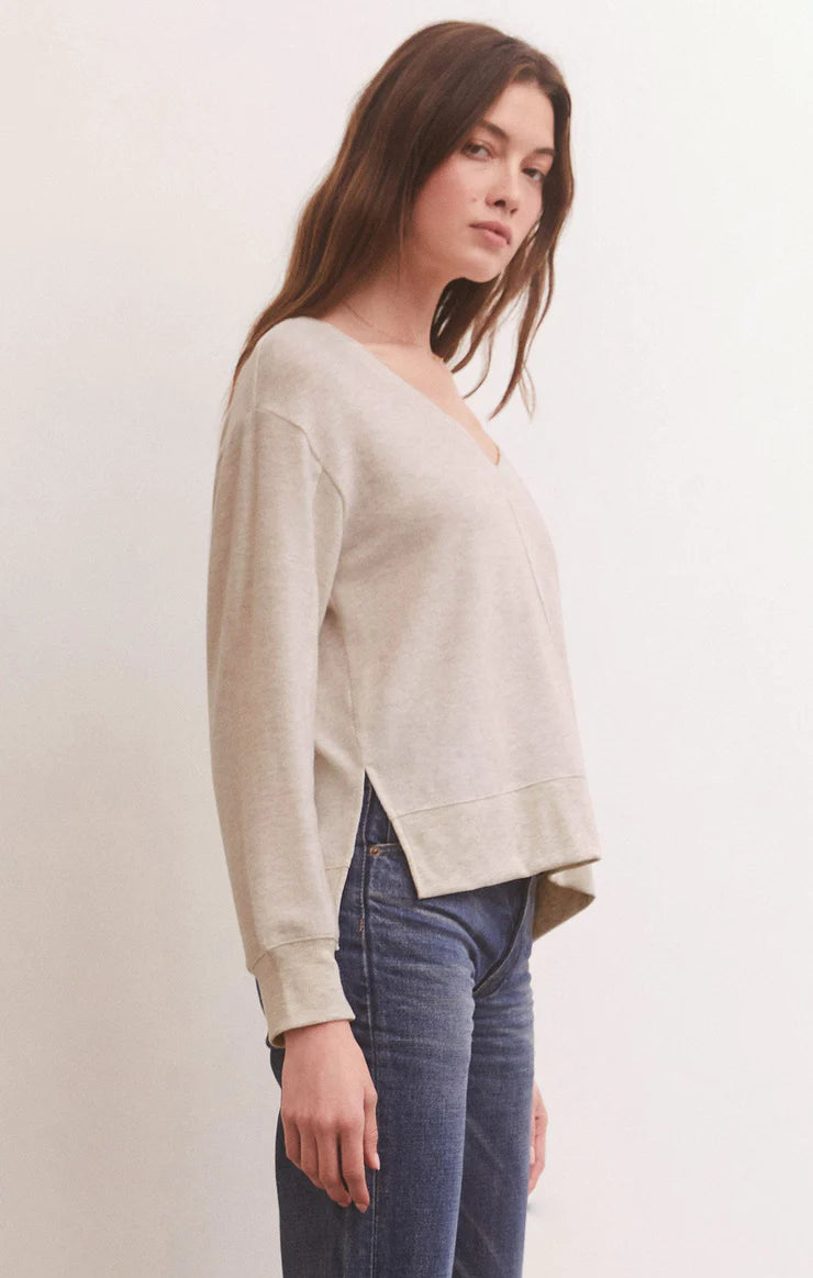 WILDER CLOUD V-NECK LONG SLEEVE TOP