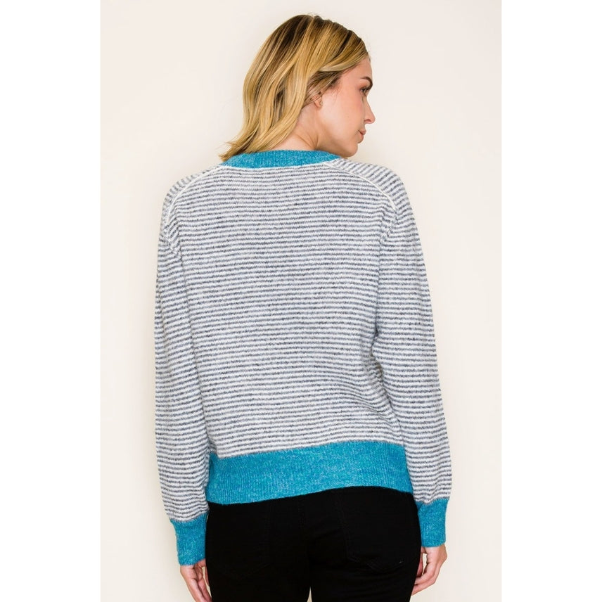 STRIPED CONTRAST PULLOVER