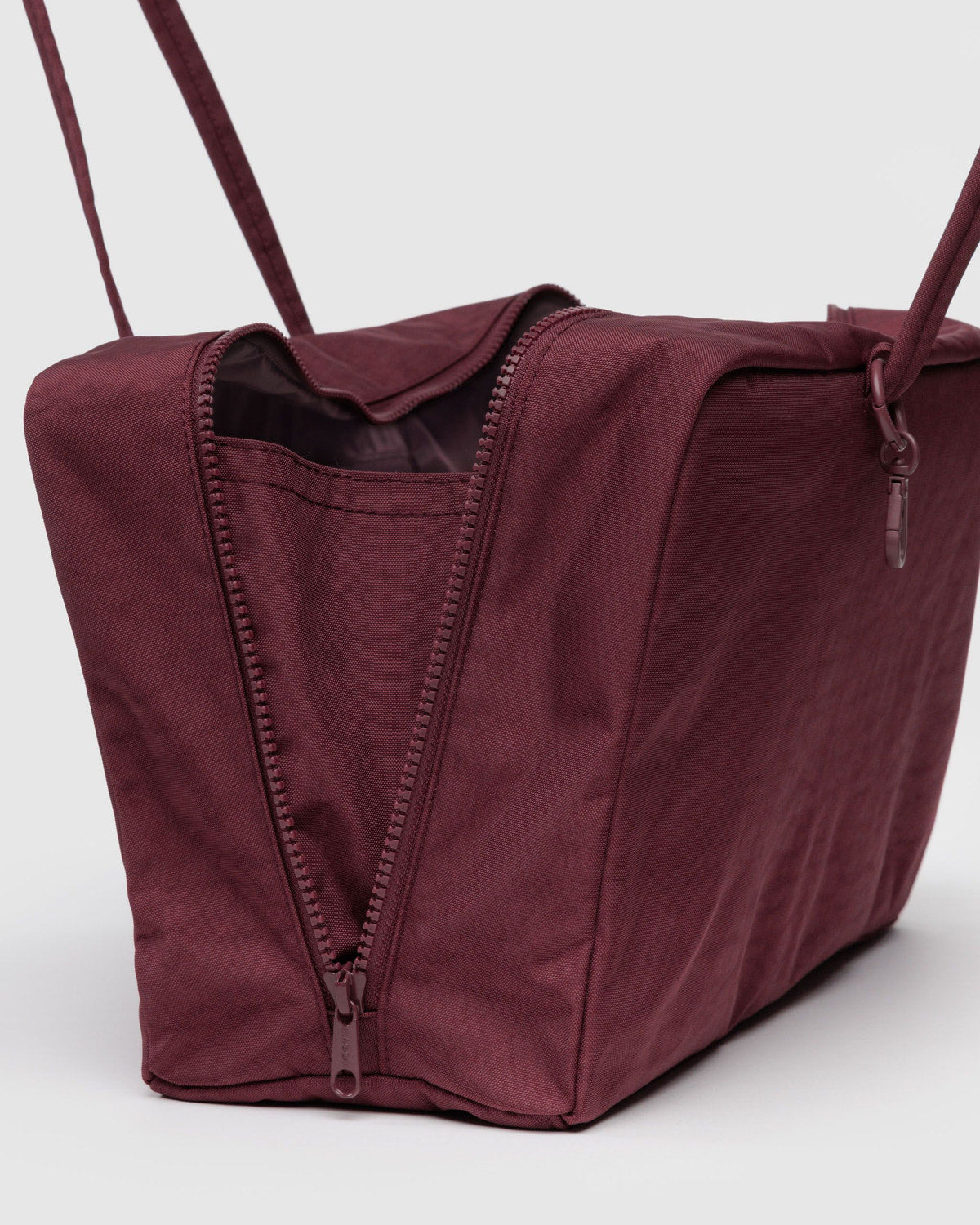 MED NYLON BOWLER BAG