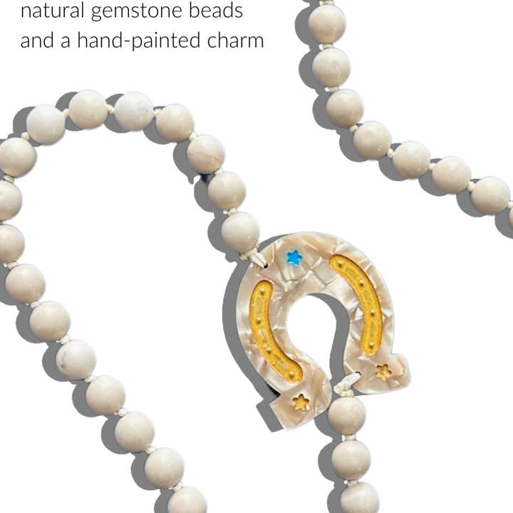 LUCKY HORSESHOE BRACELET PHONE CHAIN