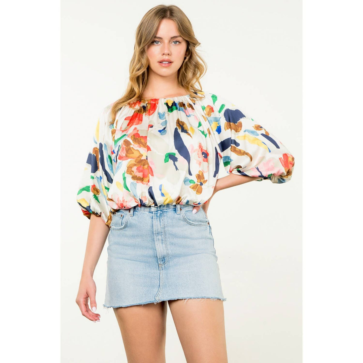 PUFF SLEEVE FLOWY BLOUSE