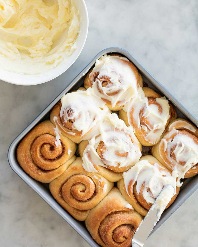 CINNAMON ROLL MAKING KIT