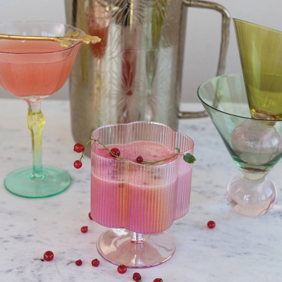 PLEATED FLOWER SHAPER GLASS