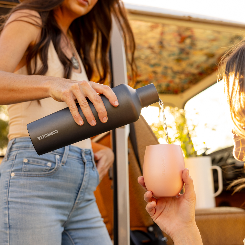 VINNEBAGO GLOSS OAT MILK