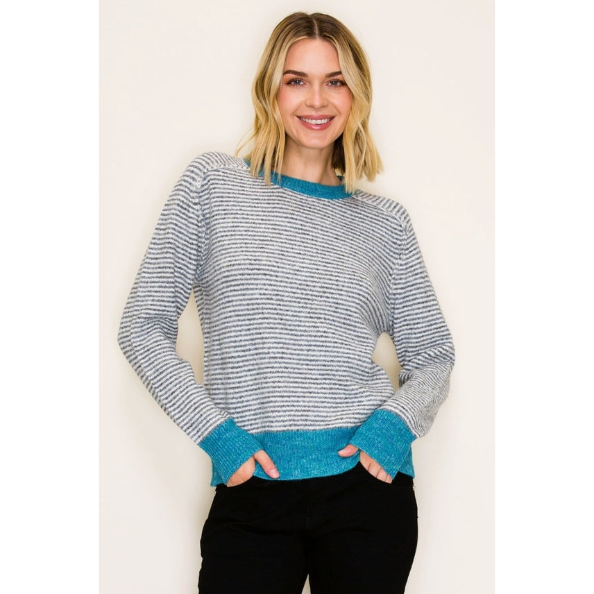 STRIPED CONTRAST PULLOVER