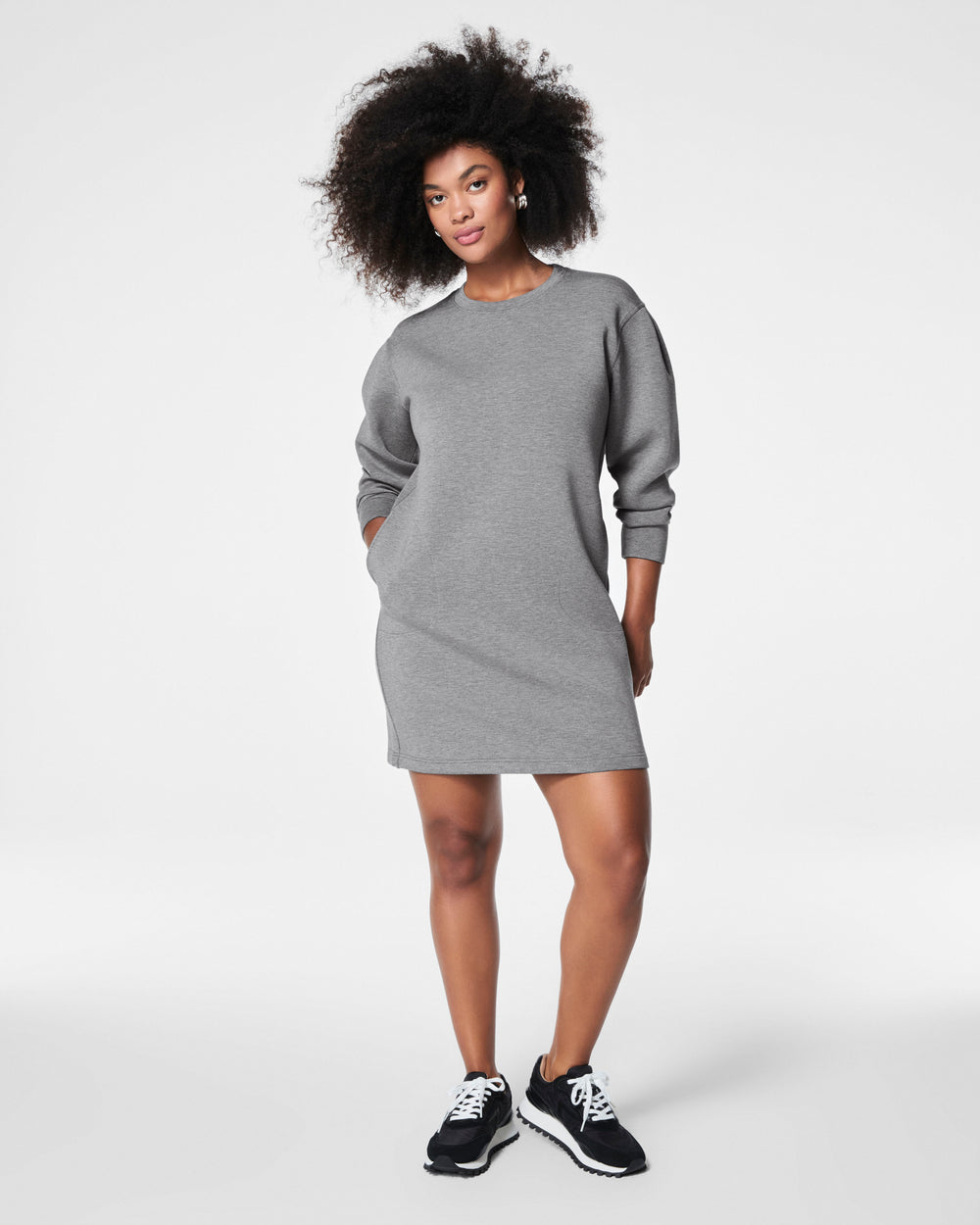 CREW NECK DRESS