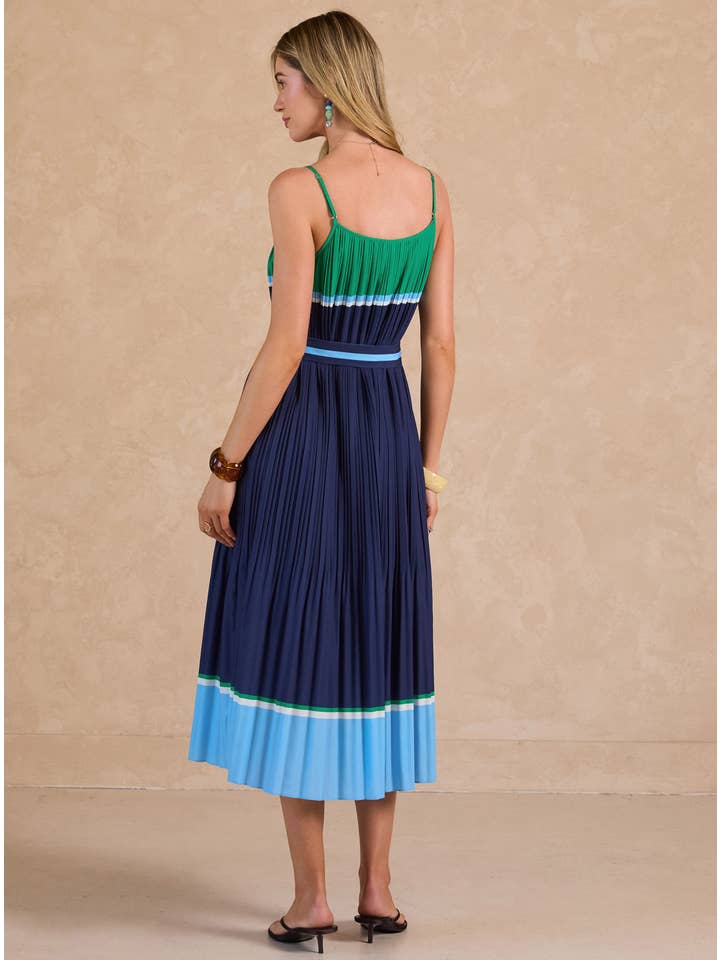 COLOR BLOCK PLEATED MAXI DRESS