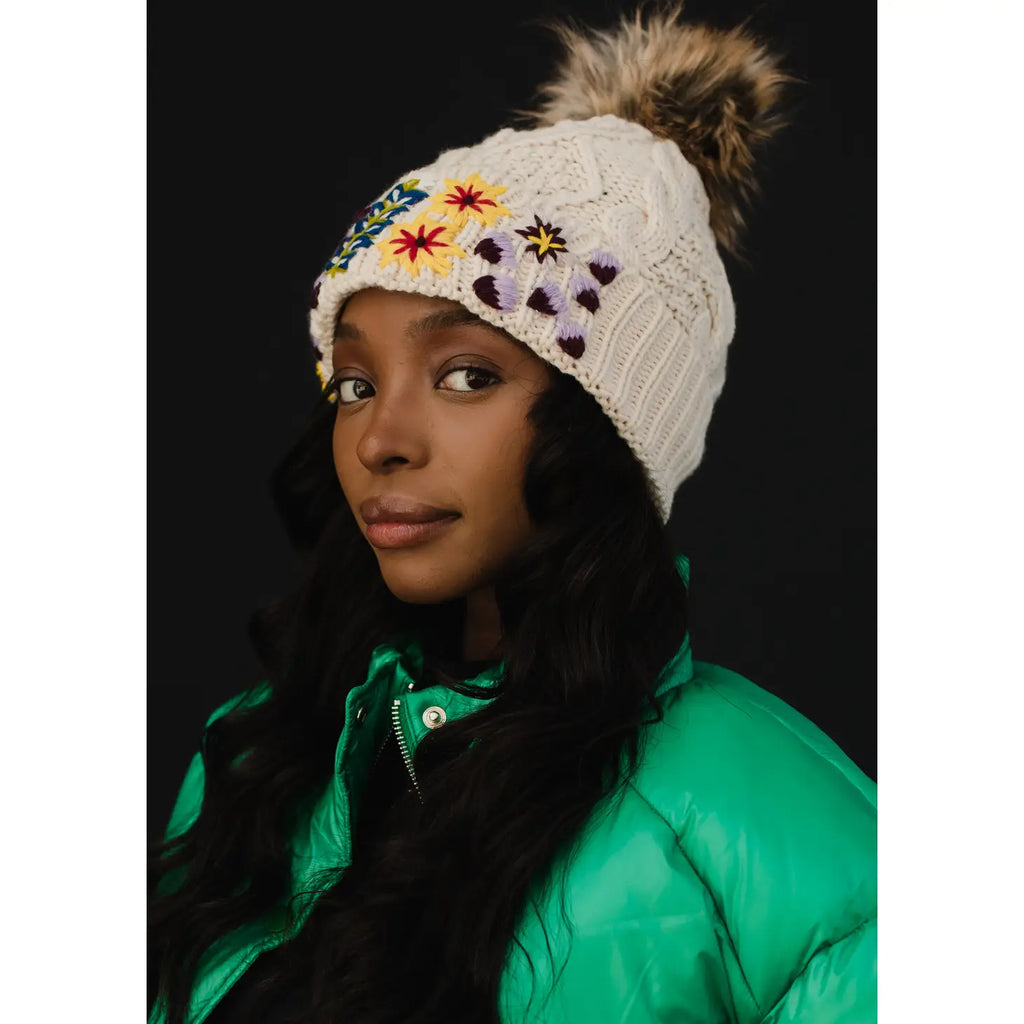 CUFF POM HAT