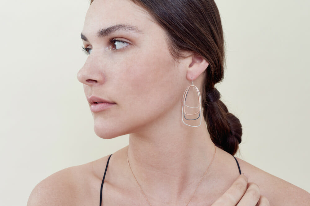 MULTI TRI EARRING