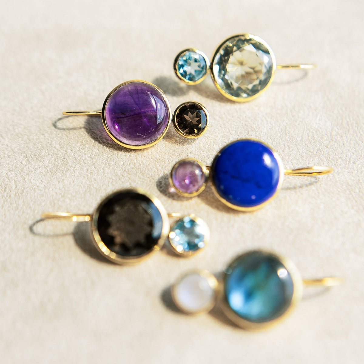 COLORBLOCK EARRING AMETHYST/SMOKEY TOPAZ