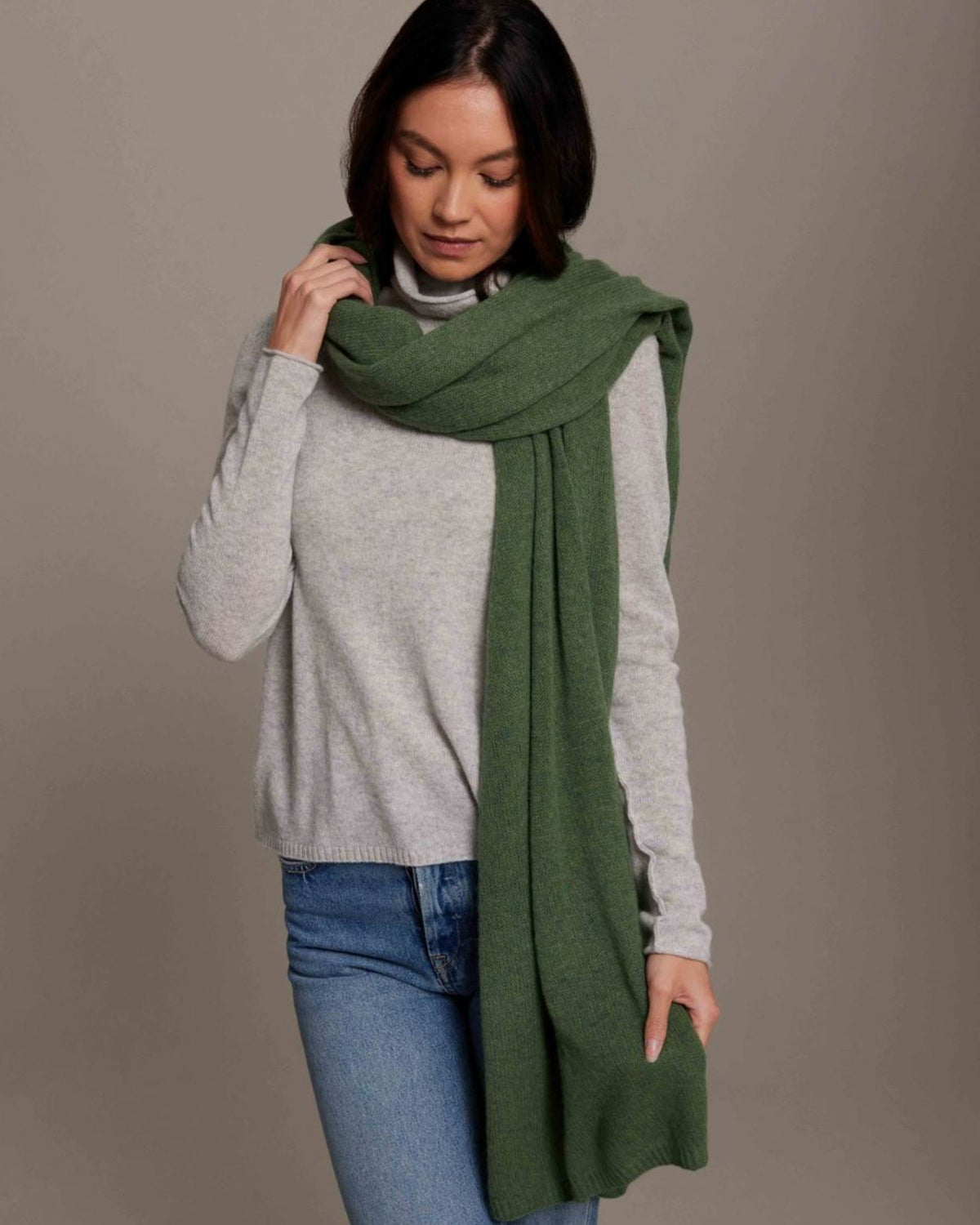 CASHMERE BREEZY TRAVEL WRAP