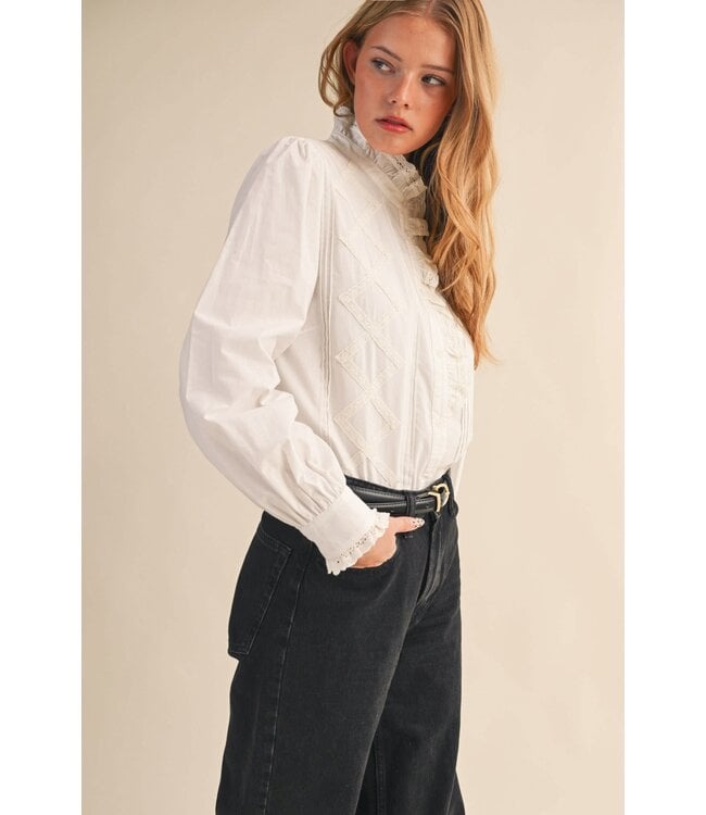 RUFFLED LACE TRIM BUTTON DOWN