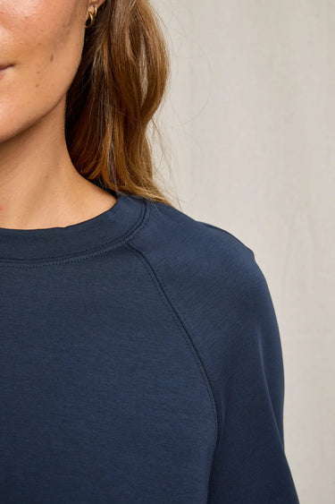 NELL TRAVEL CREW SWEATSHIRT