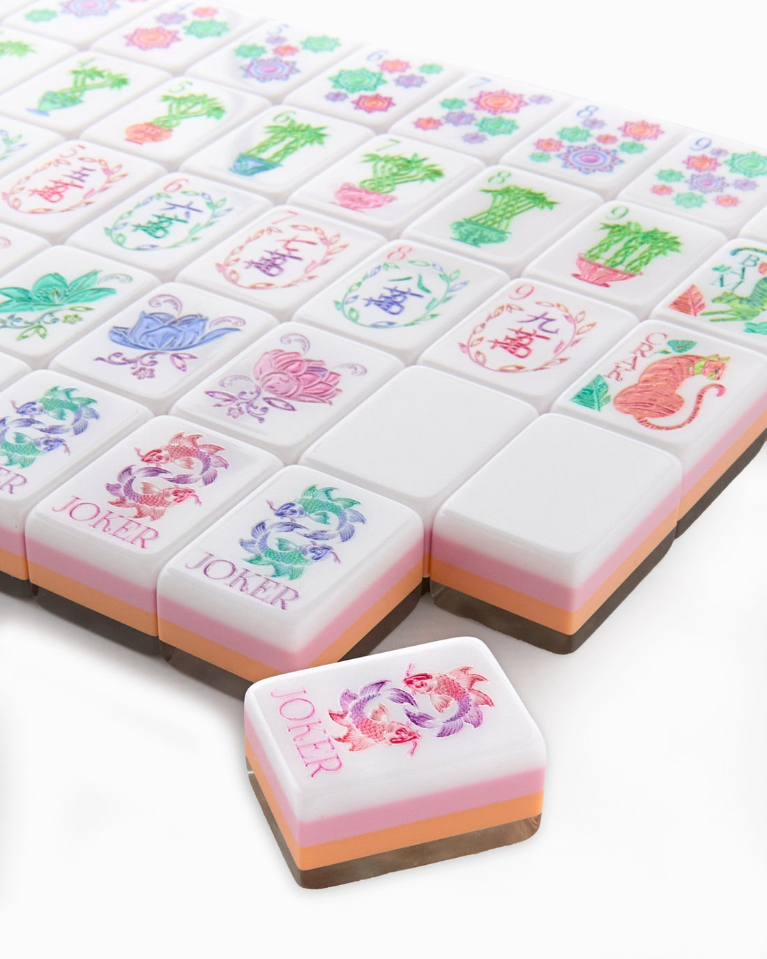PEARLESCENT TILES