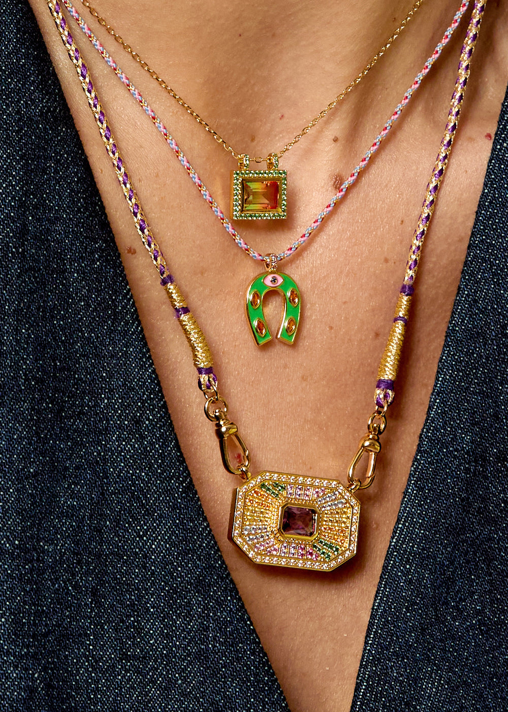 GREEN MINI  HORSESHOE NECKLACE