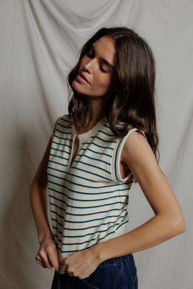 SLOANE FRENCH TERRY SPLIT TOP
