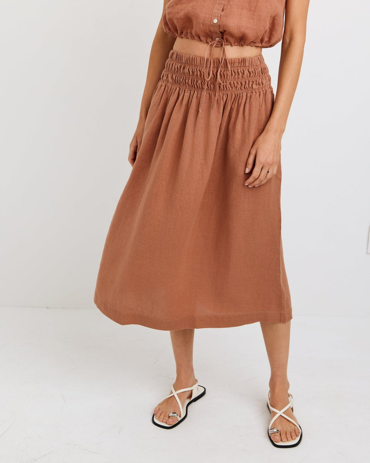 SMOCKED WAIST GATHERED SKIRT