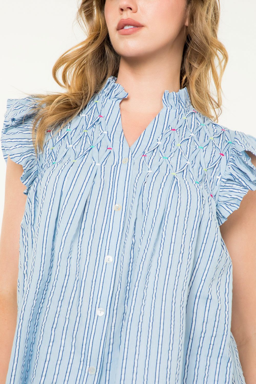 BUTTON DOWN EMBROIDERED TOP